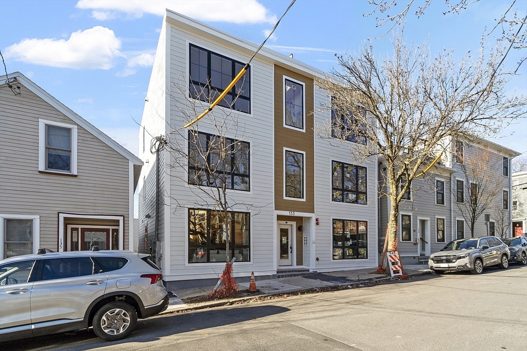 131 Fifth St # 3
