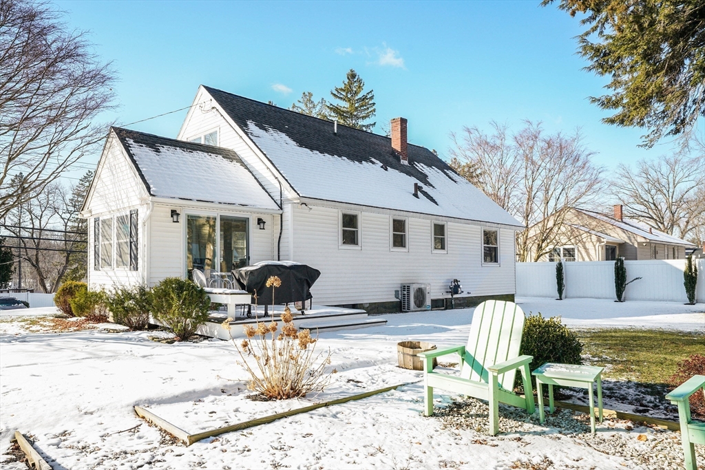 15 Tyler St
