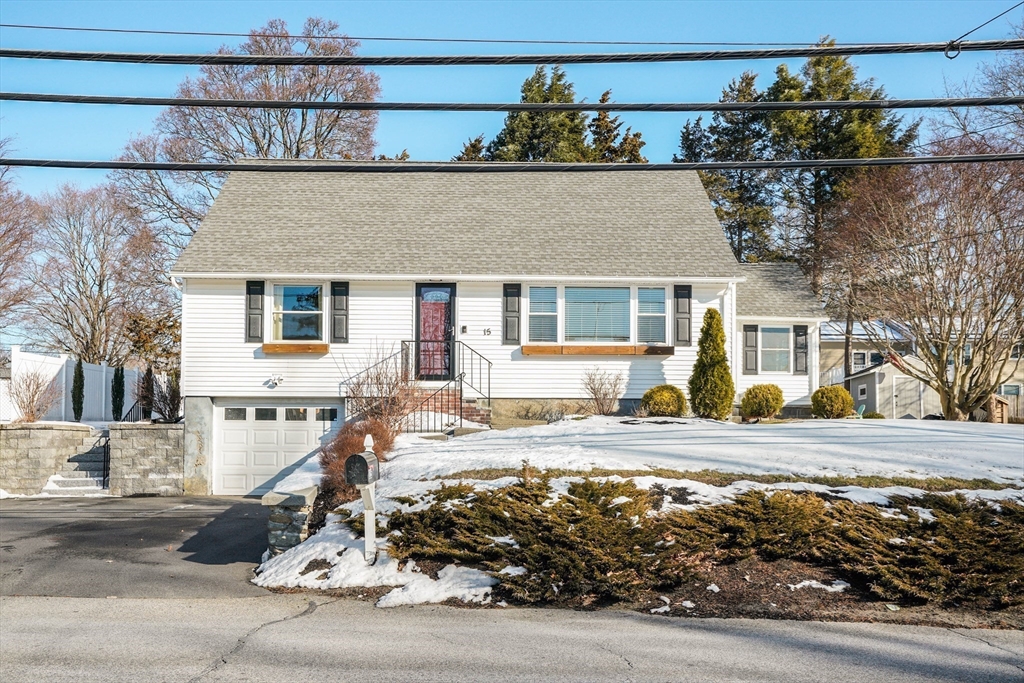 15 Tyler St