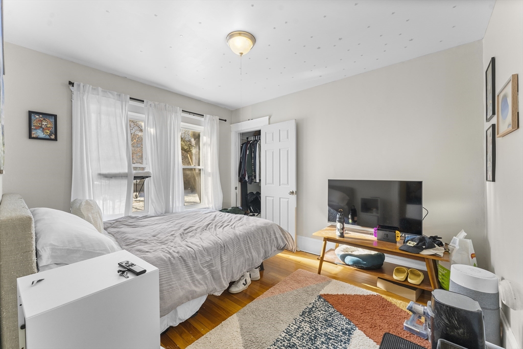 18-20 Harrison Ave # 18