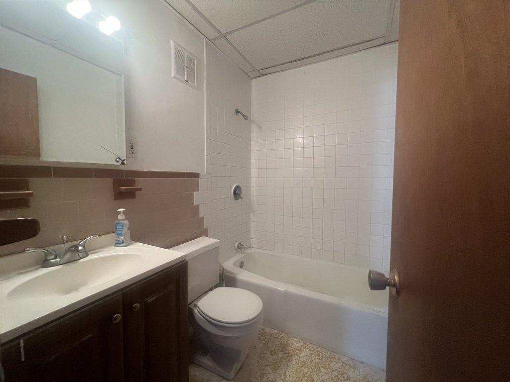 594 Franklin Street # 7