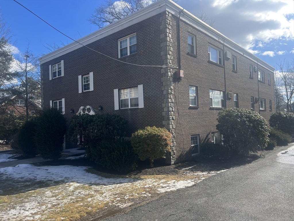 594 Franklin Street # 7