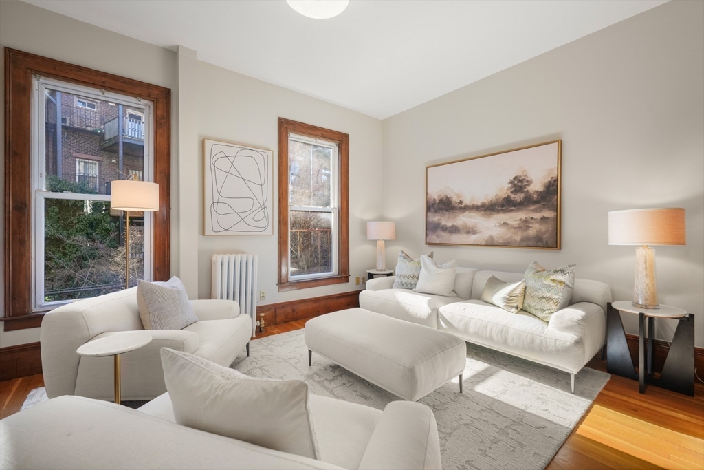 38 Montgomery St