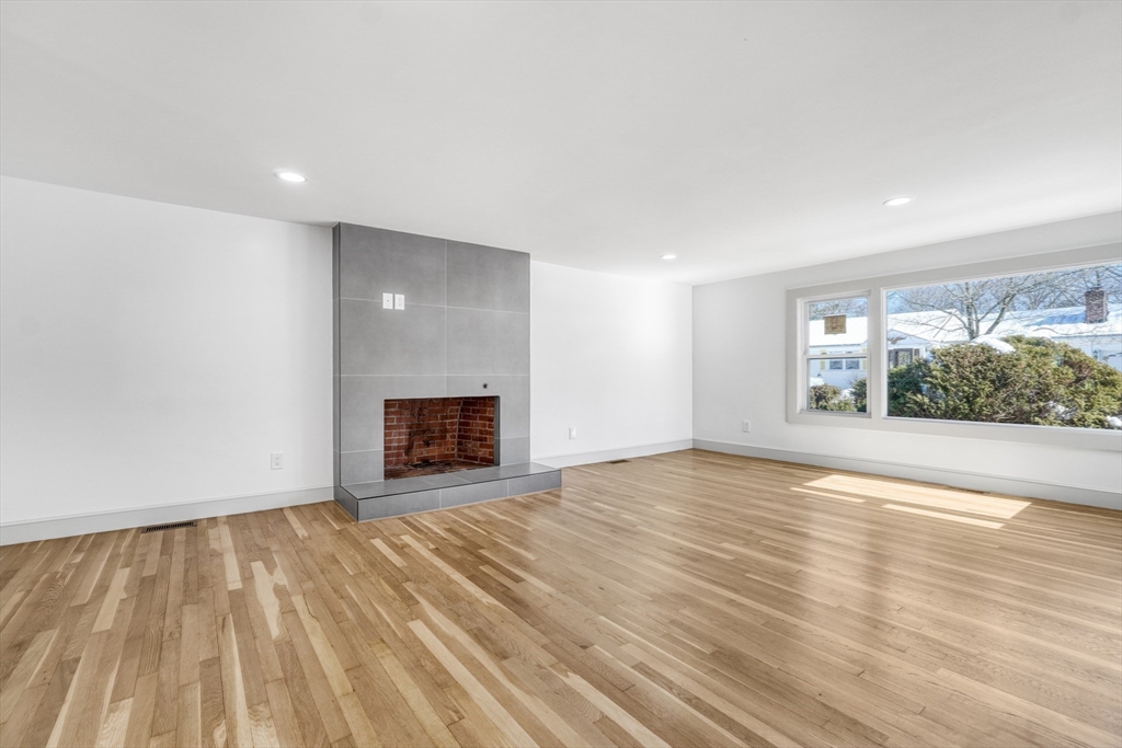 6 Spring Lane