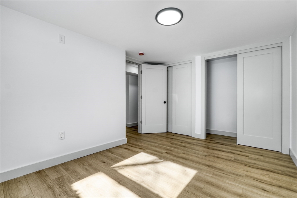 6 Spring Lane