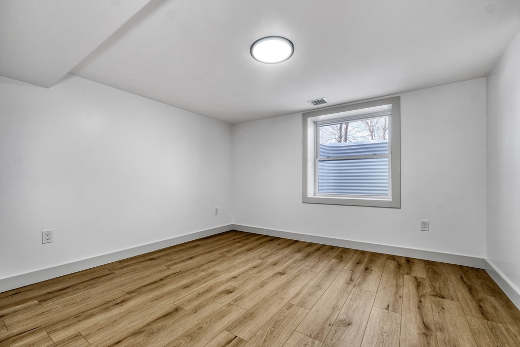 6 Spring Lane