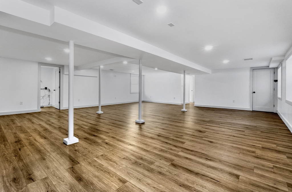 6 Spring Lane