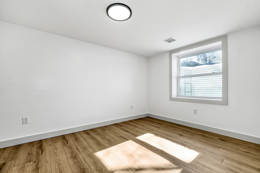 6 Spring Lane