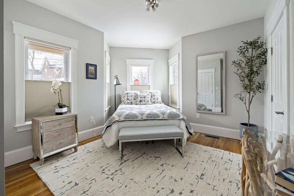 4 Cameron Ave # 1