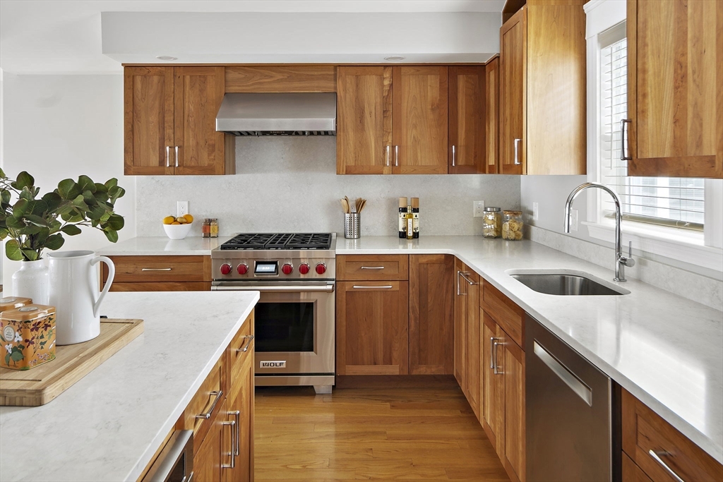 4 Cameron Ave # 1