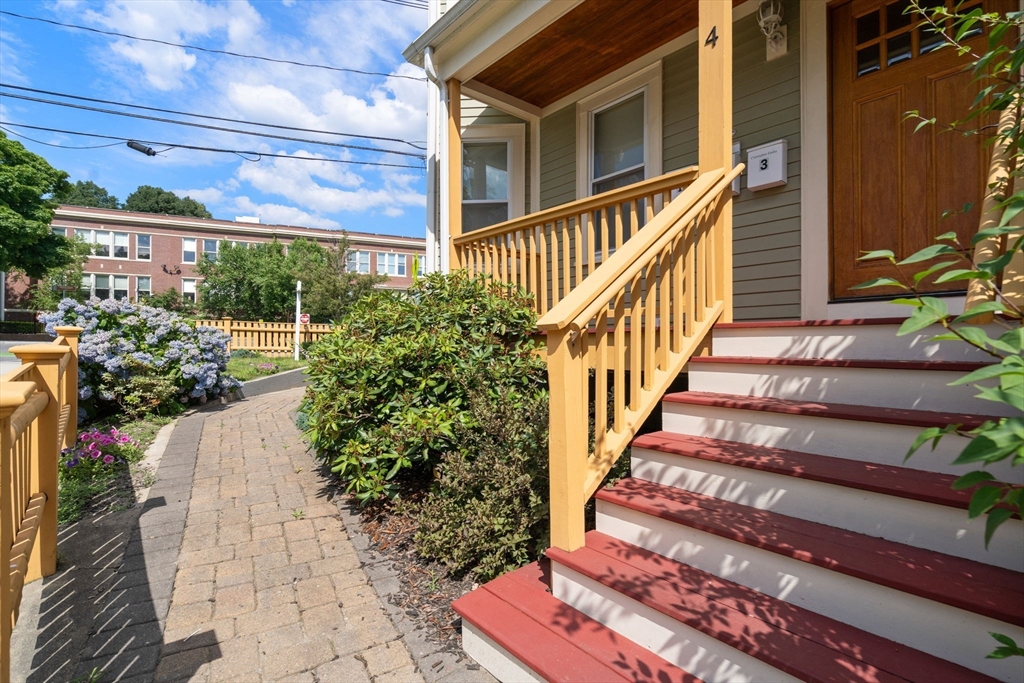 4 Cameron Ave # 1