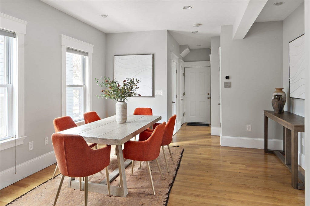 4 Cameron Ave # 1