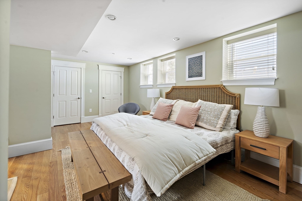 4 Cameron Ave # 1