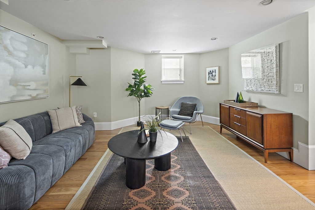 4 Cameron Ave # 1