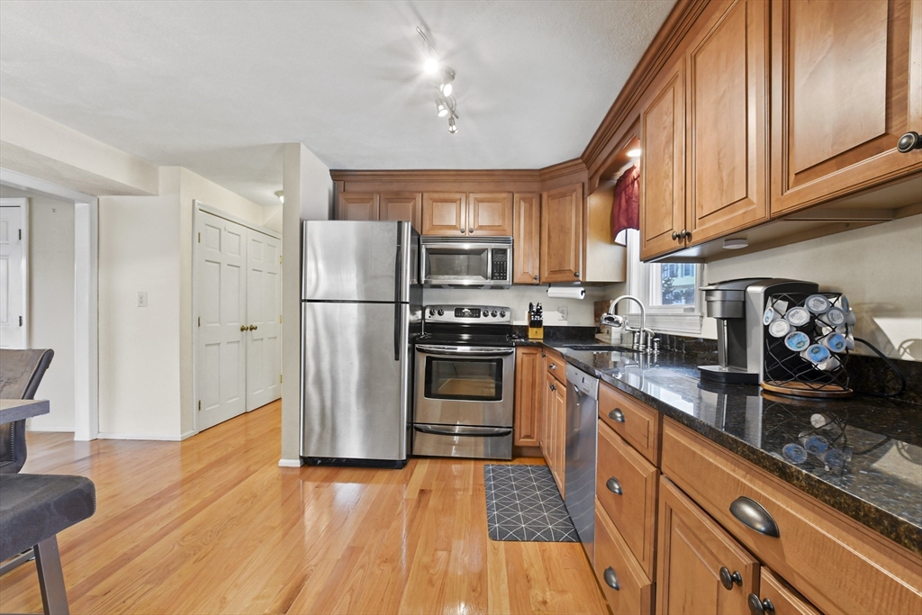 55 Melvin Street # R