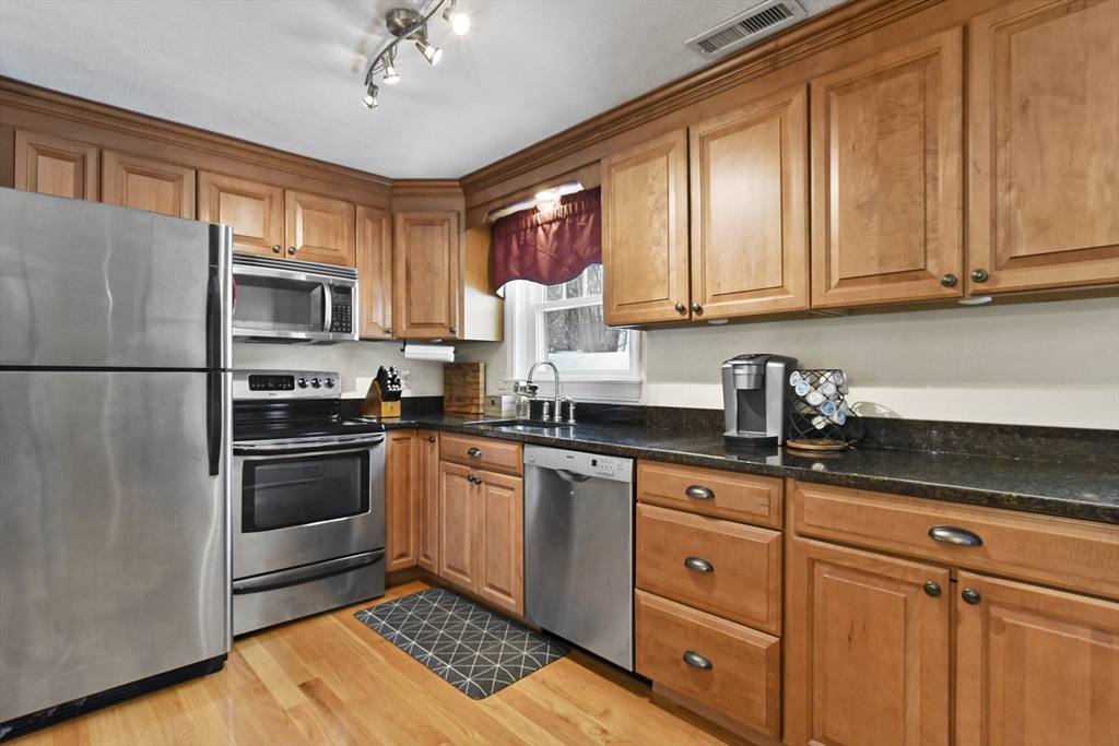 55 Melvin Street # R