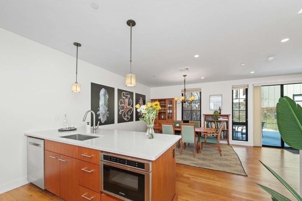 211 Tremont St # 3