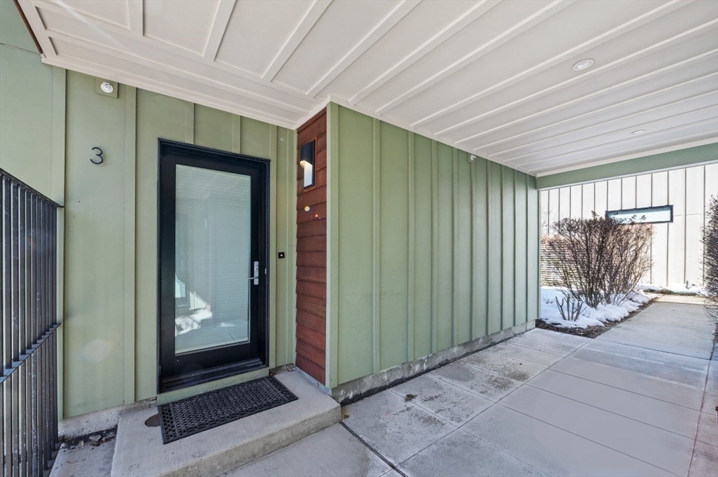 211 Tremont St # 3