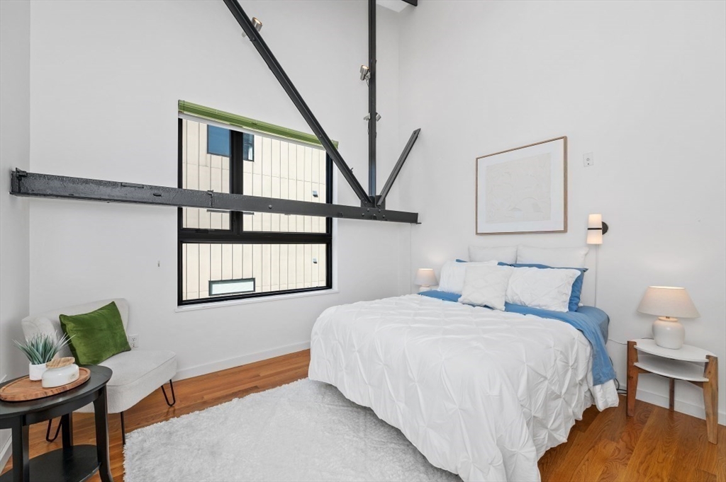 211 Tremont St # 3