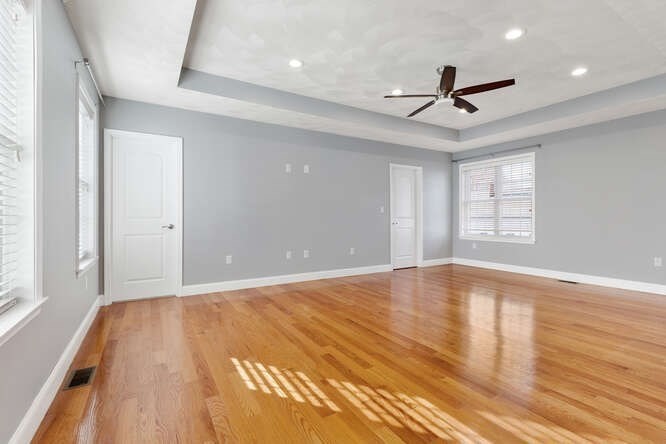 38 Pleasant Street