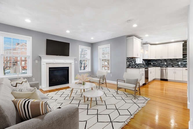 38 Pleasant Street