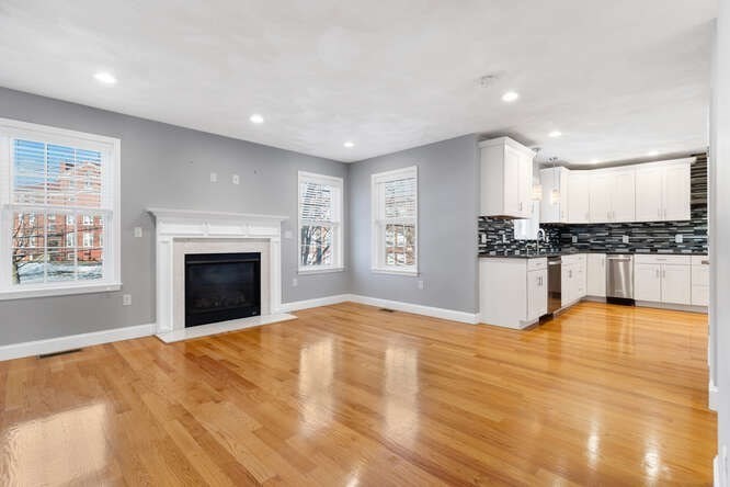 38 Pleasant Street