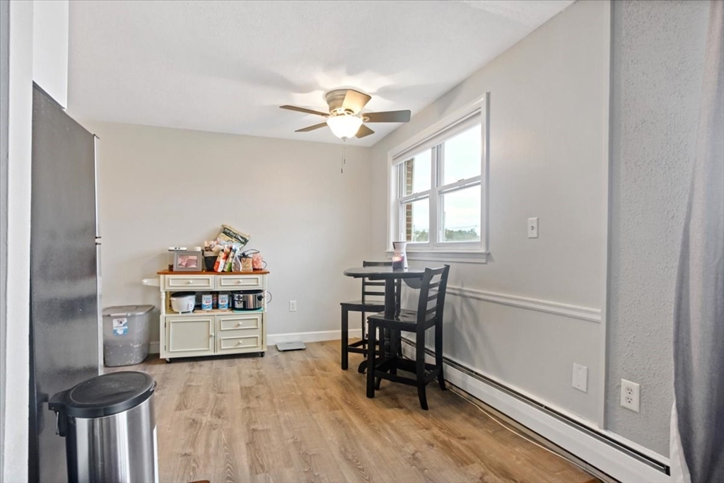 15 Main St # 16