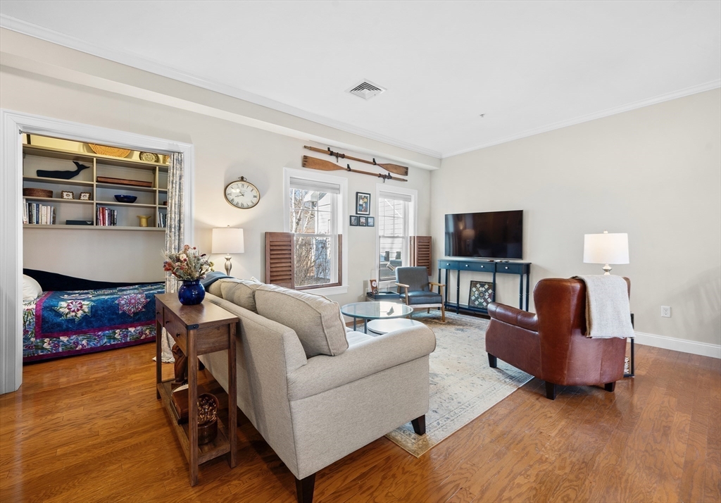 29 Summer St # 16