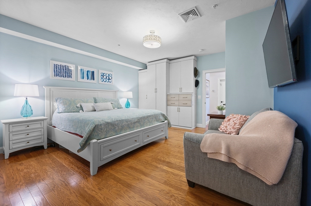 29 Summer St # 16