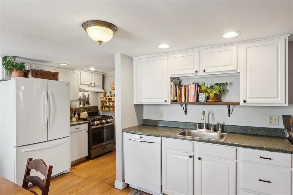 13 Mount Pleasant Ave # 3