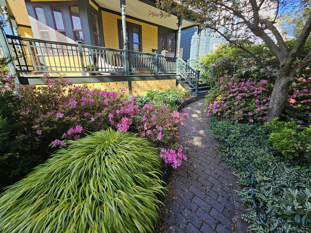 12 Maple Avenue # 1