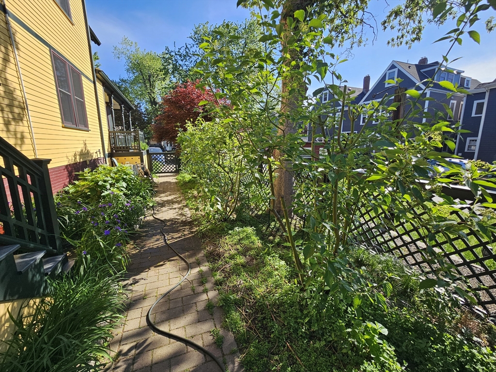 12 Maple Avenue # 1
