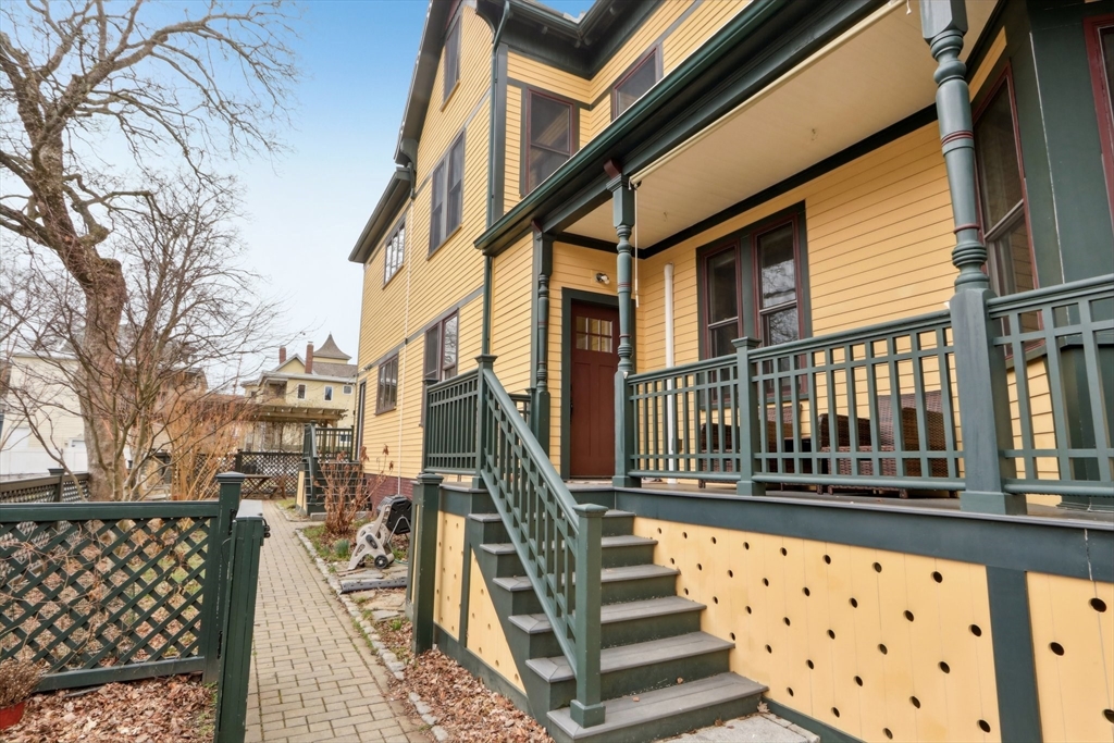 12 Maple Avenue # 1