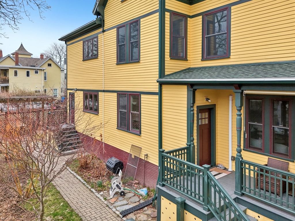 12 Maple Avenue # 1