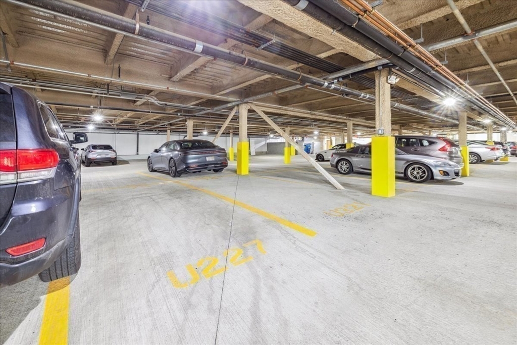 60 Cross Street E # 227