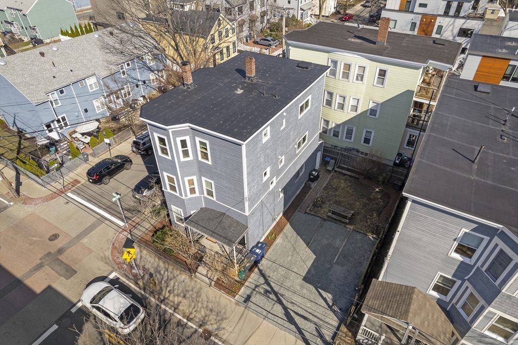 340 Columbia St. # 1