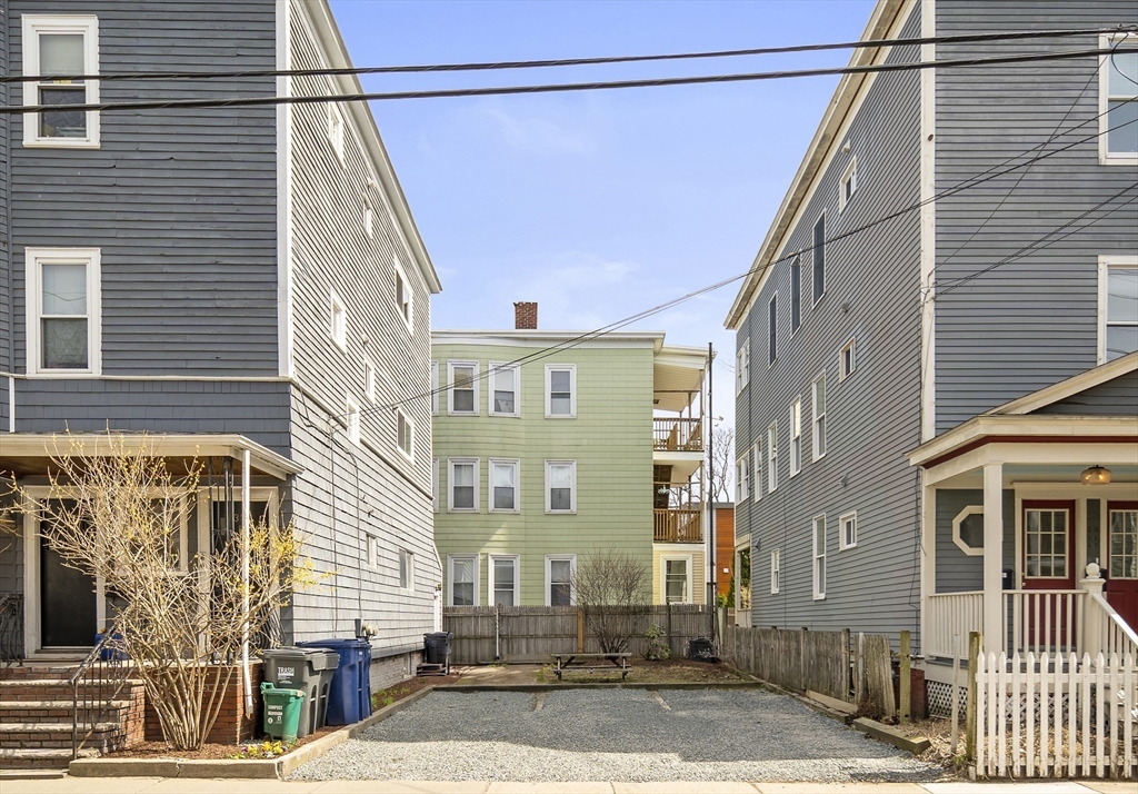 340 Columbia St. # 1