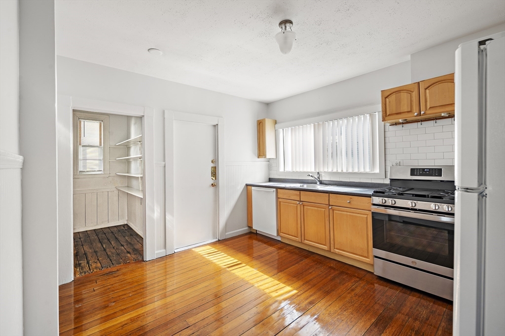 340 Columbia St. # 1
