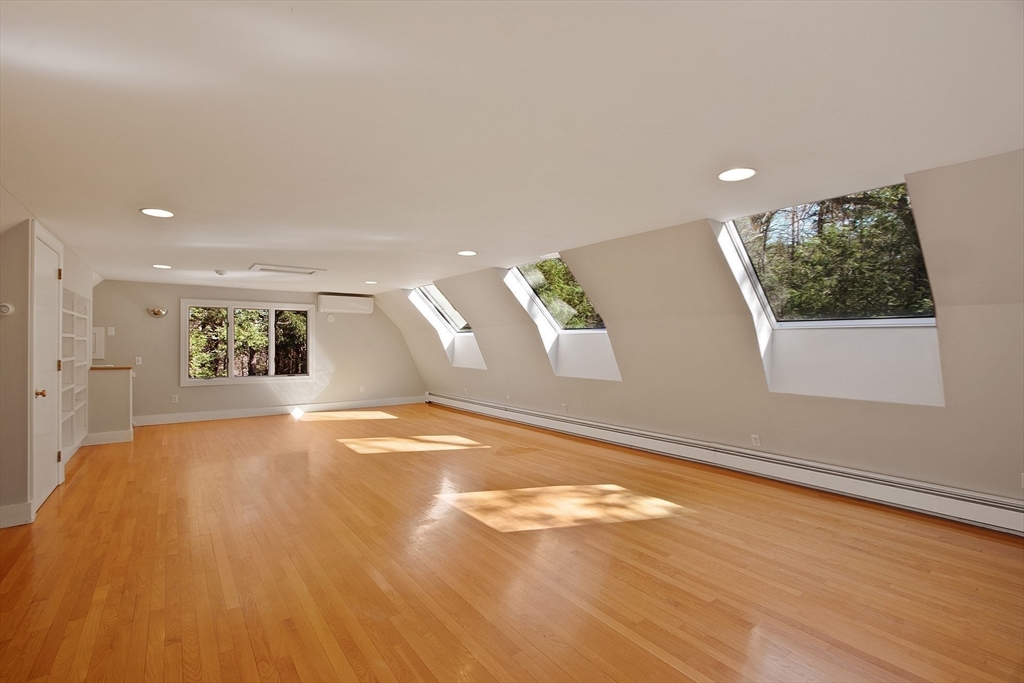 75 Westcott Rd