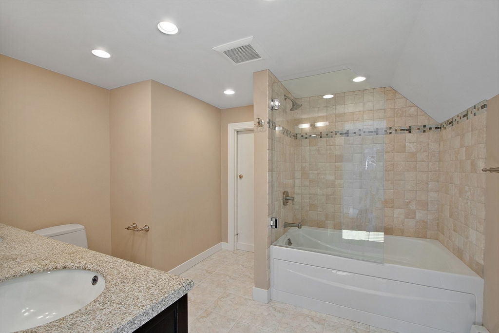 75 Westcott Rd