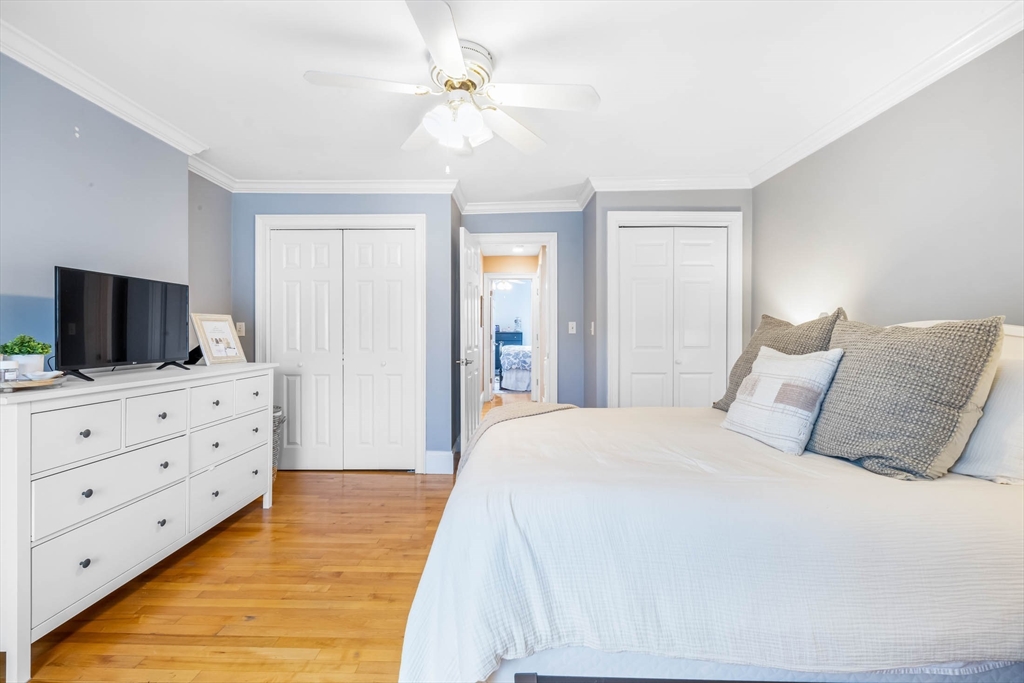 433 W 4th Street # 2