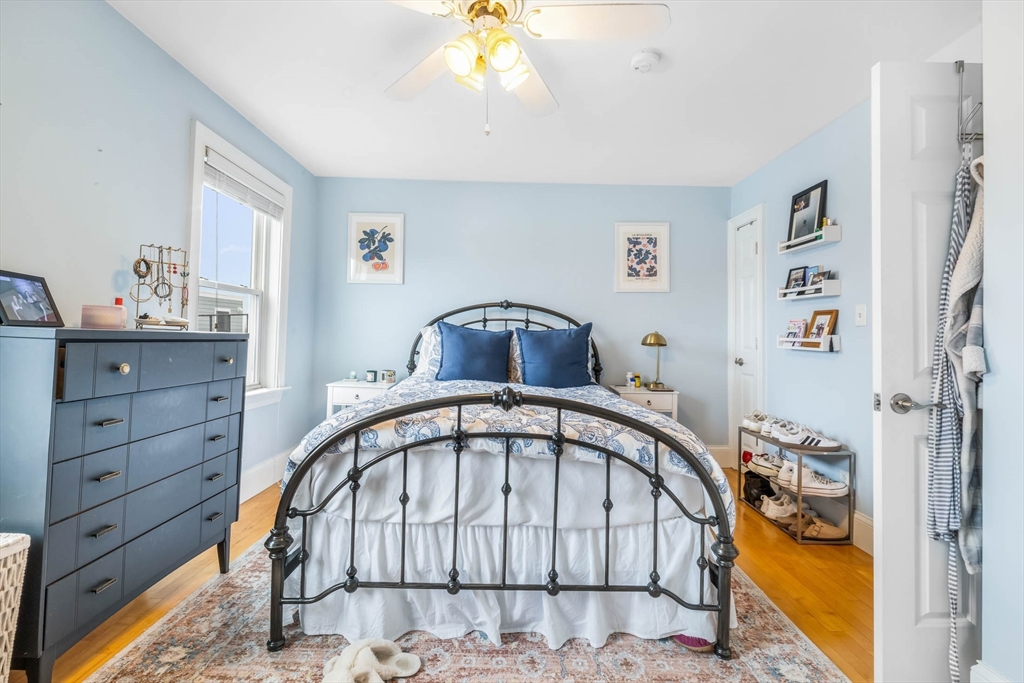 433 W 4th Street # 2