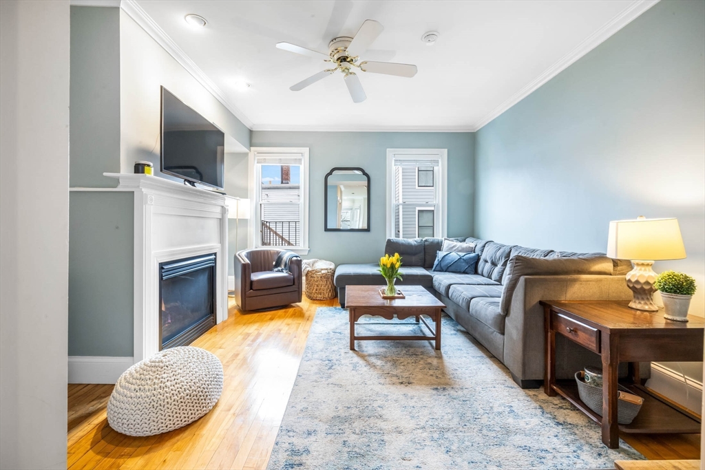 433 W 4th Street # 2