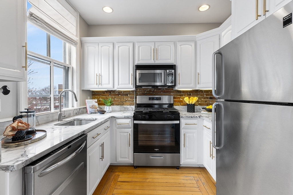 398 Broadway # 2A