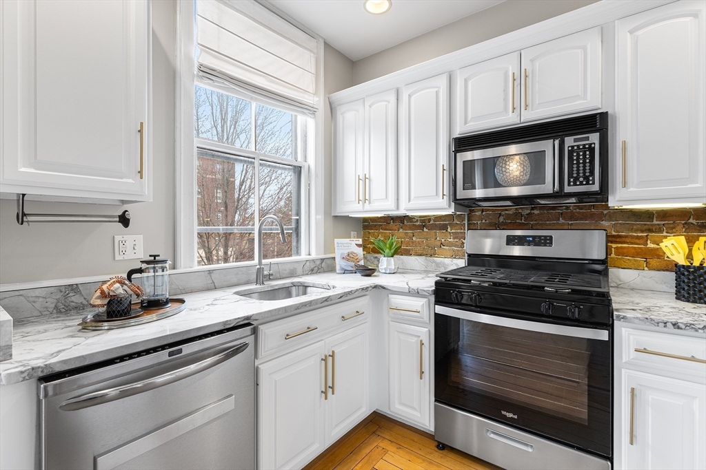 398 Broadway # 2A