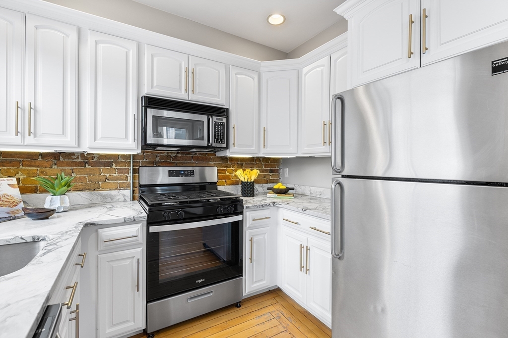 398 Broadway # 2A