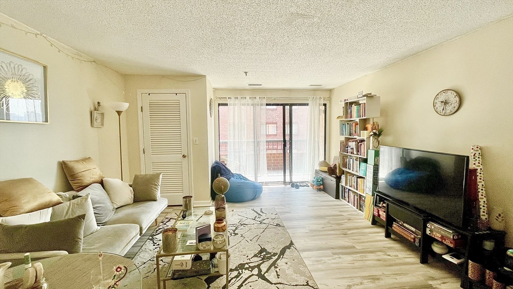 3920 Mystic Valley Pkwy # 917