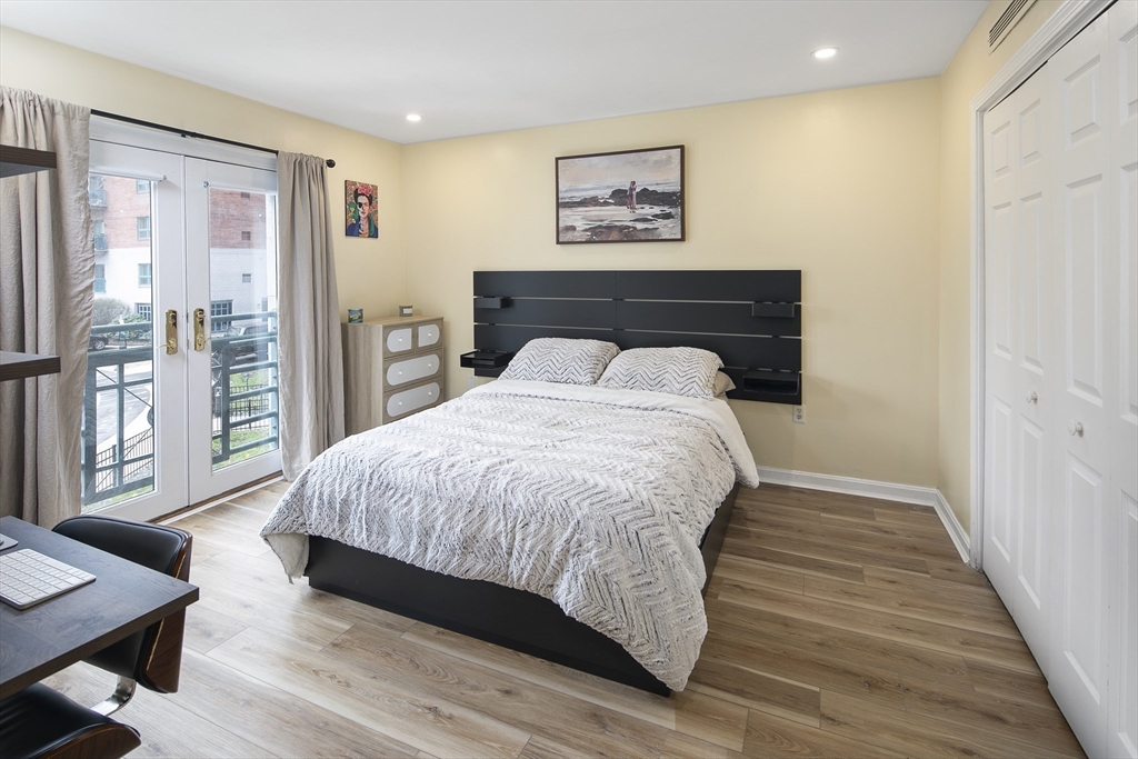 165 Cottage Street # 213