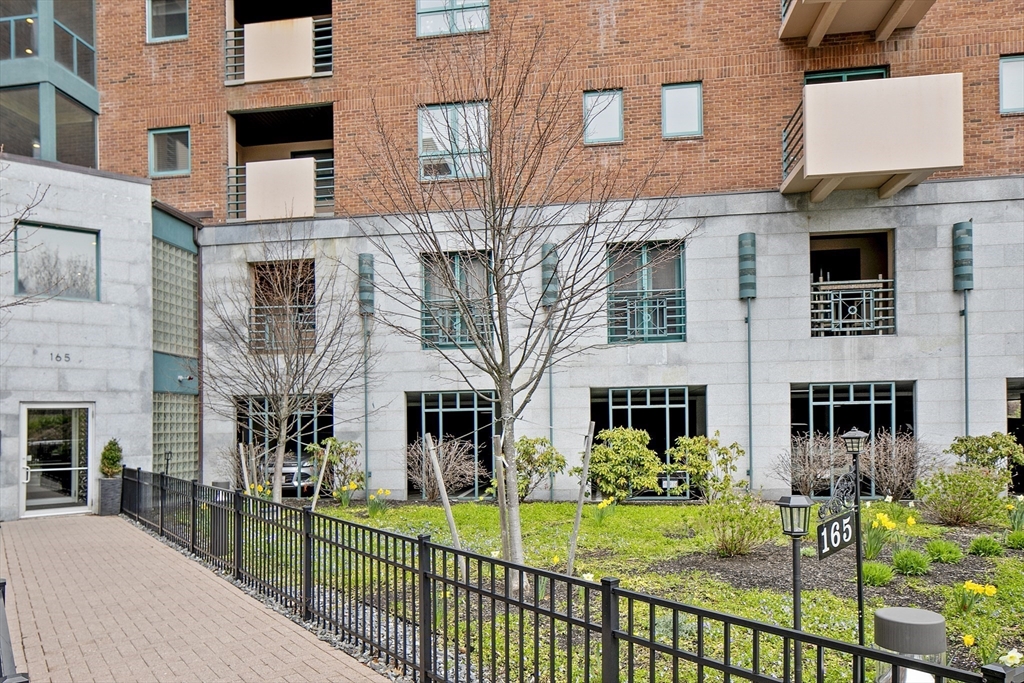 165 Cottage Street # 213