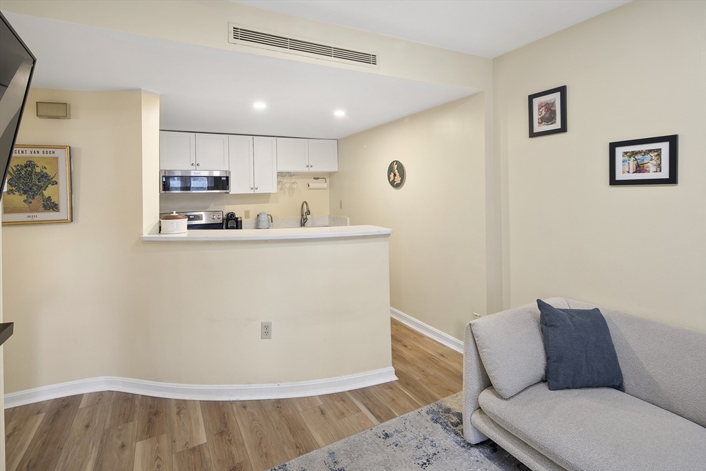 165 Cottage Street # 213